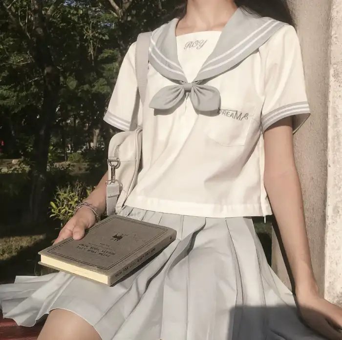 玛德莲堕落少女